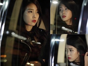 Gaya Jutek IU, Wajah Bingung Kim Soo Hyun di Potongan Adegan Producer