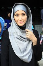 Pesona Inneke Koesherawati di Usia 39 Tahun