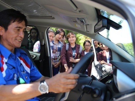 Ratusan Orang Ikuti Pelatihan Berkendara Aman