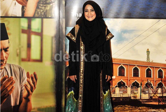 Pipik Bosan Ditanya Soal Sosok Pengganti Uje