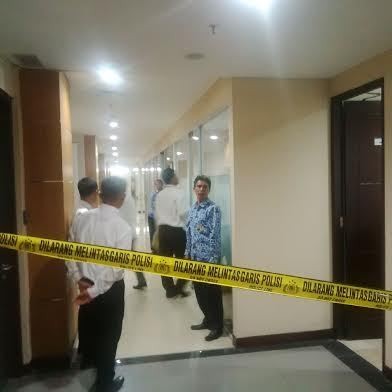 Polisi Geledah Kantor Lulung dan Beri Police Line Ruang Komisi E DPRD