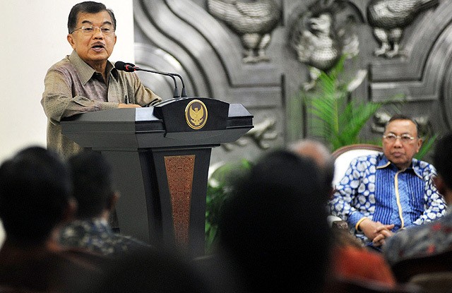 JK: Gara-gara Pejabat Pakai Jas Listrik Jadi Boros, Saatnya Beralih ke Batik