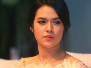 Main Film Pendek, Raisa Kesulitan Jaga Mood Sedih