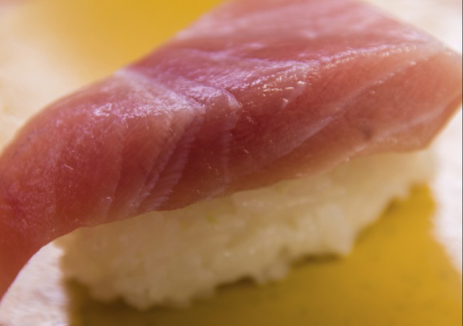 Maguro Nigiri dan Anago, Sushi Tradisional yang Gurih Sehat! (1)