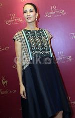 Nadya Hutagalung Wow dan Menawan di Usia 40 Tahun Nadya Hutagalung Wow dan Menawan di Usia 40 Tahun