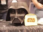 Berburu Pernak-pernik dan Masuk Dunia Star Wars