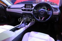 New Mazda dibanderol mulai Rp 403,2 juta sampai Rp 490,4 juta. Sedangkan sedan Mazda6 dijual seharga Rp 600,7 juta sampai Rp 603,7 juta.