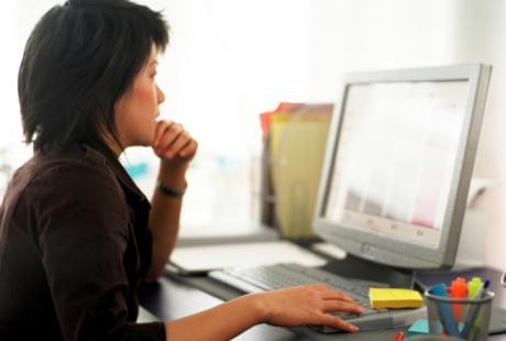 Identik dengan Lansia, Katarak Kini Sasar Usia yang Lebih Muda