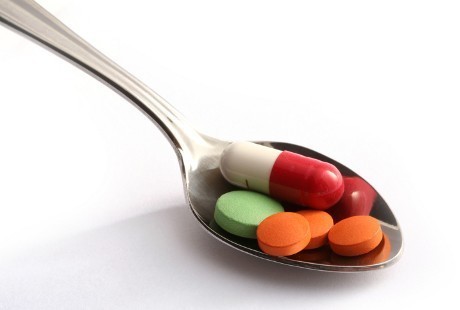 Minum Suplemen Tiap Hari Agar Panjang Umur? Ini Kata Dokter