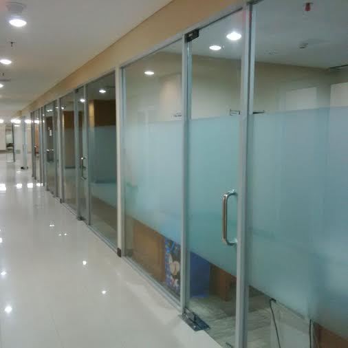 Usai Digeledah, Ruang Komisi E DPRD DKI Sepi dan Tak Ada Garis Polisi