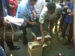 Tangis Terpidana Mati Zainal Abidin di Sela Salat Bareng Keluarga