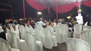 Jelang Eksekusi, Keluarga Terpidana Mati Menunggu di Dermaga Sodong