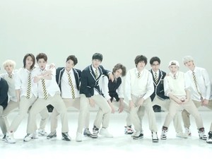 Begini Penampilan Seventeen, Boyband KPop Baru dengan 13 Member