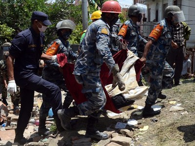 Gempa di Nepal Tewaskan Ribuan Orang