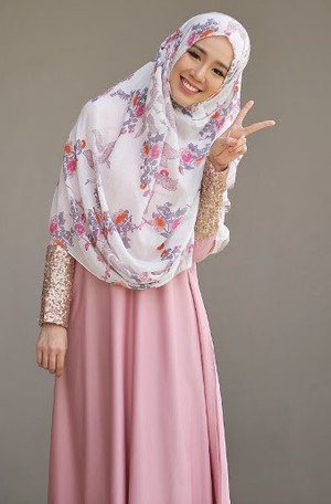 Kisah Felixia Yeap, Mantan Model Majalah Playboy yang Putuskan Berjilbab