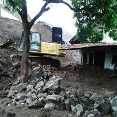 Pelaksana Tol Gempol-Pasuruan Janji Biayai Perbaikan Rumah Rusak