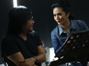 Ari Lasso Nikmati Persiapan Jelang Konser Traya Krisdayanti