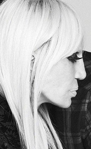 Riccardo Tisci Pilih Donatella Versace Sebagai Bintang Givenchy Terbaru