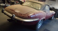 Saat ini mobil Jaguar klasik ini tengah berada di classic car specialists Tolman Motorsport. Untuk diperbaiki dan tidak meninggalkan kesan klasik. Istimewa/dok Auto Evolution.     