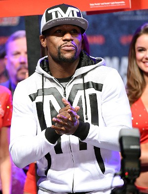 Mayweather: Uang Lebih Penting dari Status Tak Terkalahkan