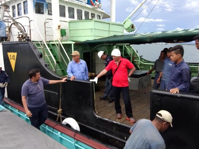Perjuangan Satgas Illegal Fishing: Lompati Kapal Hingga Menembus Ombak