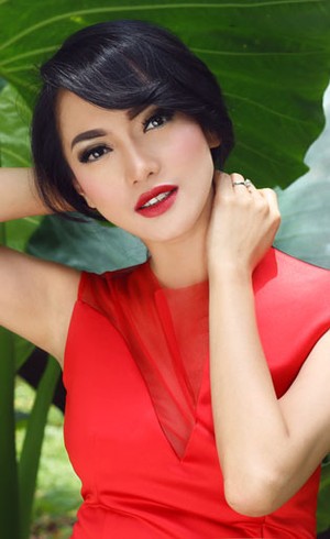 Ririn Ekawati, Berawal dari Model Sampul Kini Jatuh Cinta dengan Akting