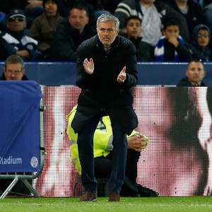 Kata-kata Penuh Sensor dari Mourinho Saat Half Time Picu Kebangkitan Chelsea