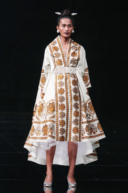 Iwan Tirta Dewaraja Iwan Tirta Private Collection at Fairmont Hotel. Senayan. Jakarta. 27/4/2014. [Foto: Mohammad Abduh/Wolipop]