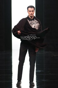 Iwan Tirta Dewaraja Iwan Tirta Private Collection at Fairmont Hotel. Senayan. Jakarta. 27/4/2014. [Foto: Mohammad Abduh/Wolipop]