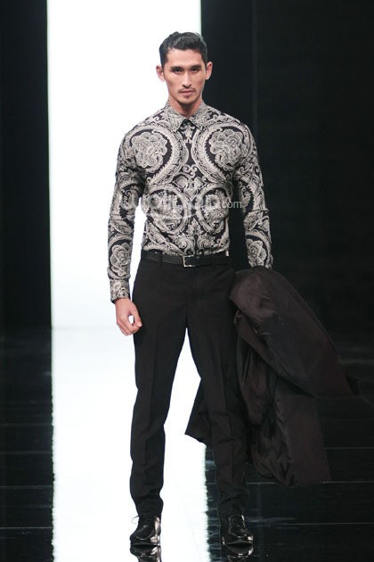 Iwan Tirta Dewaraja Iwan Tirta Private Collection at Fairmont Hotel. Senayan. Jakarta. 27/4/2014. [Foto: Mohammad Abduh/Wolipop]