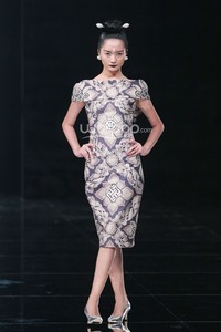 Iwan Tirta Dewaraja Iwan Tirta Private Collection at Fairmont Hotel. Senayan. Jakarta. 27/4/2014. [Foto: Mohammad Abduh/Wolipop]