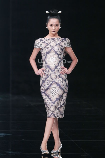 Iwan Tirta Dewaraja Iwan Tirta Private Collection at Fairmont Hotel. Senayan. Jakarta. 27/4/2014. [Foto: Mohammad Abduh/Wolipop]