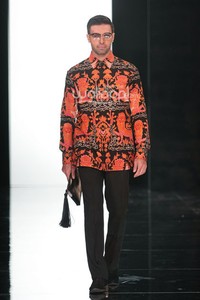 Iwan Tirta Dewaraja Iwan Tirta Private Collection at Fairmont Hotel. Senayan. Jakarta. 27/4/2014. [Foto: Mohammad Abduh/Wolipop]