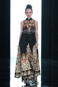 Iwan Tirta Dewaraja Iwan Tirta Private Collection at Fairmont Hotel. Senayan. Jakarta. 27/4/2014. [Foto: Mohammad Abduh/Wolipop]