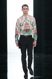 Iwan Tirta Dewaraja Iwan Tirta Private Collection at Fairmont Hotel. Senayan. Jakarta. 27/4/2014. [Foto: Mohammad Abduh/Wolipop]