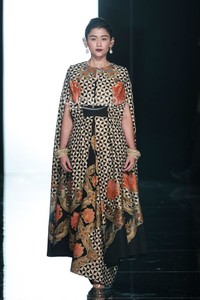 Iwan Tirta Dewaraja Iwan Tirta Private Collection at Fairmont Hotel. Senayan. Jakarta. 27/4/2014. [Foto: Mohammad Abduh/Wolipop]