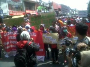 Di Yogya, Buruh Rayakan Mayday Sambil Tuntut Bebaskan Novel Baswedan