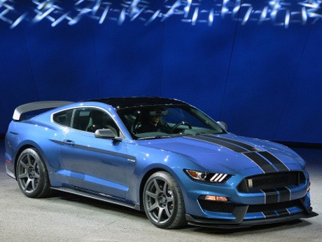 Ford Shelby GT350R Hanya Dibuat 37 Unit