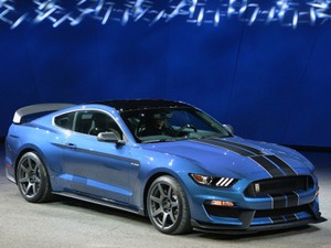 Ford Shelby GT350R Hanya Dibuat 37 Unit