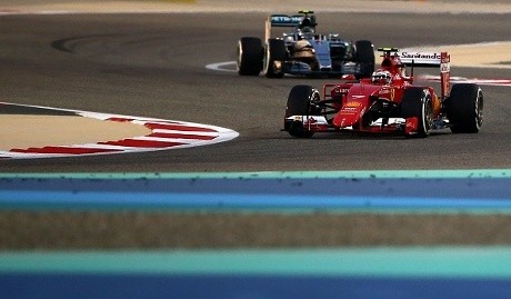 Terus Agresif, Ferrari!