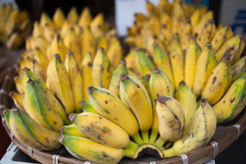 Ini 4 Tahapan Bikin Pisang Goreng Bertabur Kelapa a la Thailand