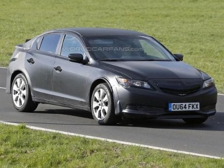 Honda Civic Teranyar Kejepret Kamera Saat Diuji di Jalan