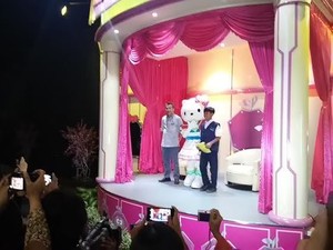 Gemas! Bisa Meet & Greet Dengan Hello Kitty di Dufan