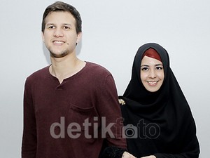 Risty Tagor Ingin Punya Dua Anak dari Stuart