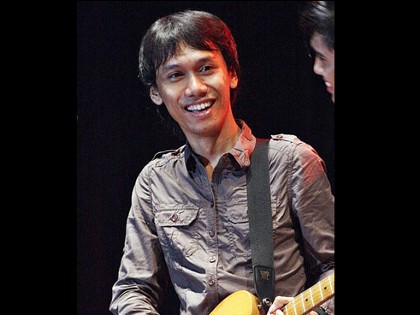 Ada Kabar Leony Mau Nikah, Eross SO7 Kaget