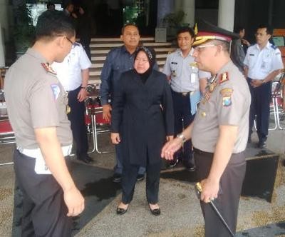 Kapolrestabes Larang Risma Atur Lalin Saat Hujan