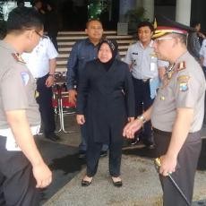 Kapolrestabes Larang Risma Atur Lalin Saat Hujan