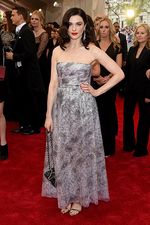 Bertabur Bintang di Red Carpet Met Gala 2015 (2)
