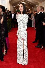 Bertabur Bintang di Red Carpet Met Gala 2015 (3)