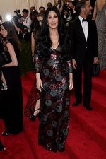 Bertabur Bintang di Red Carpet Met Gala 2015 (3)